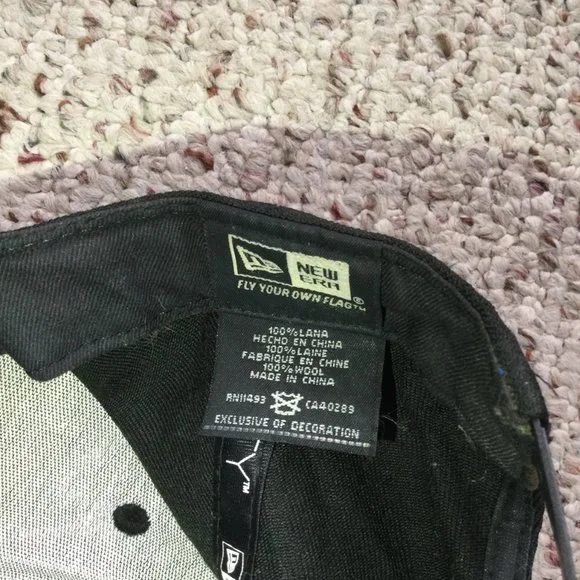 MLB  NEW ERA-GENUINE MERCHANDISE Chicago White Sox Fitted Hat/Cap MED-LARGE - Picture 5 of 6